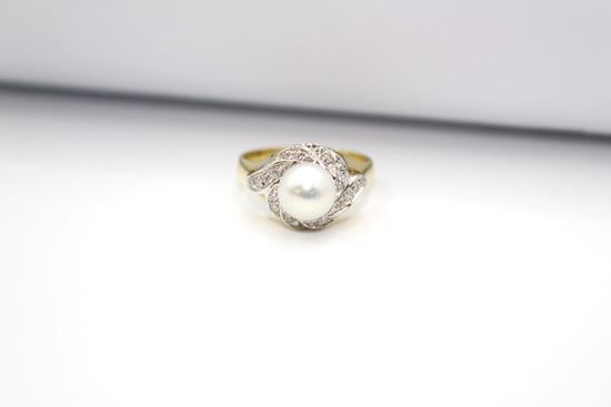 Immagine di Anello da Donna in Oro Giallo con Perla e Diamanti