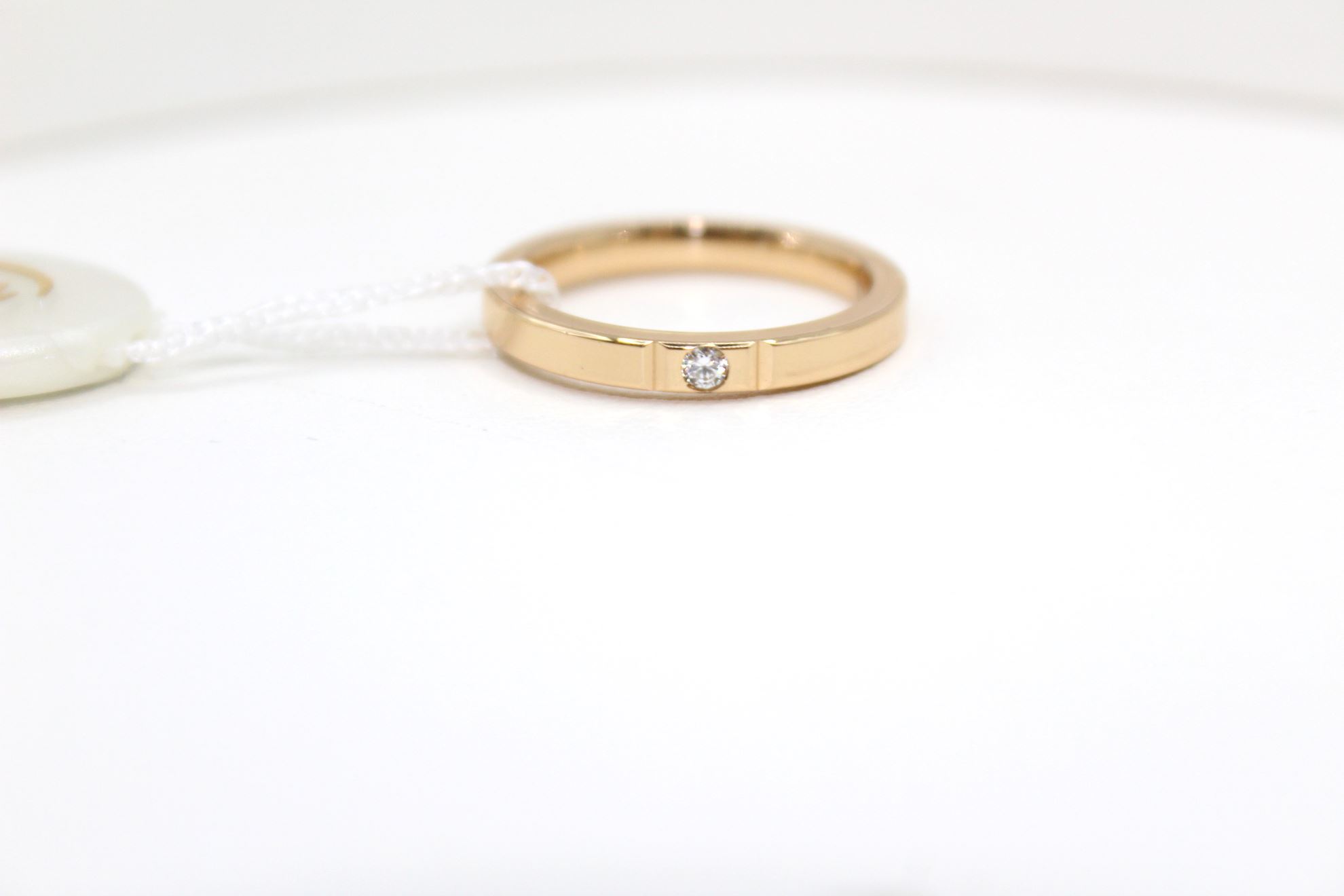 Immagine di Fede UNOAERRE modello Cerchio di Luce in Oro Giallo con Diamante