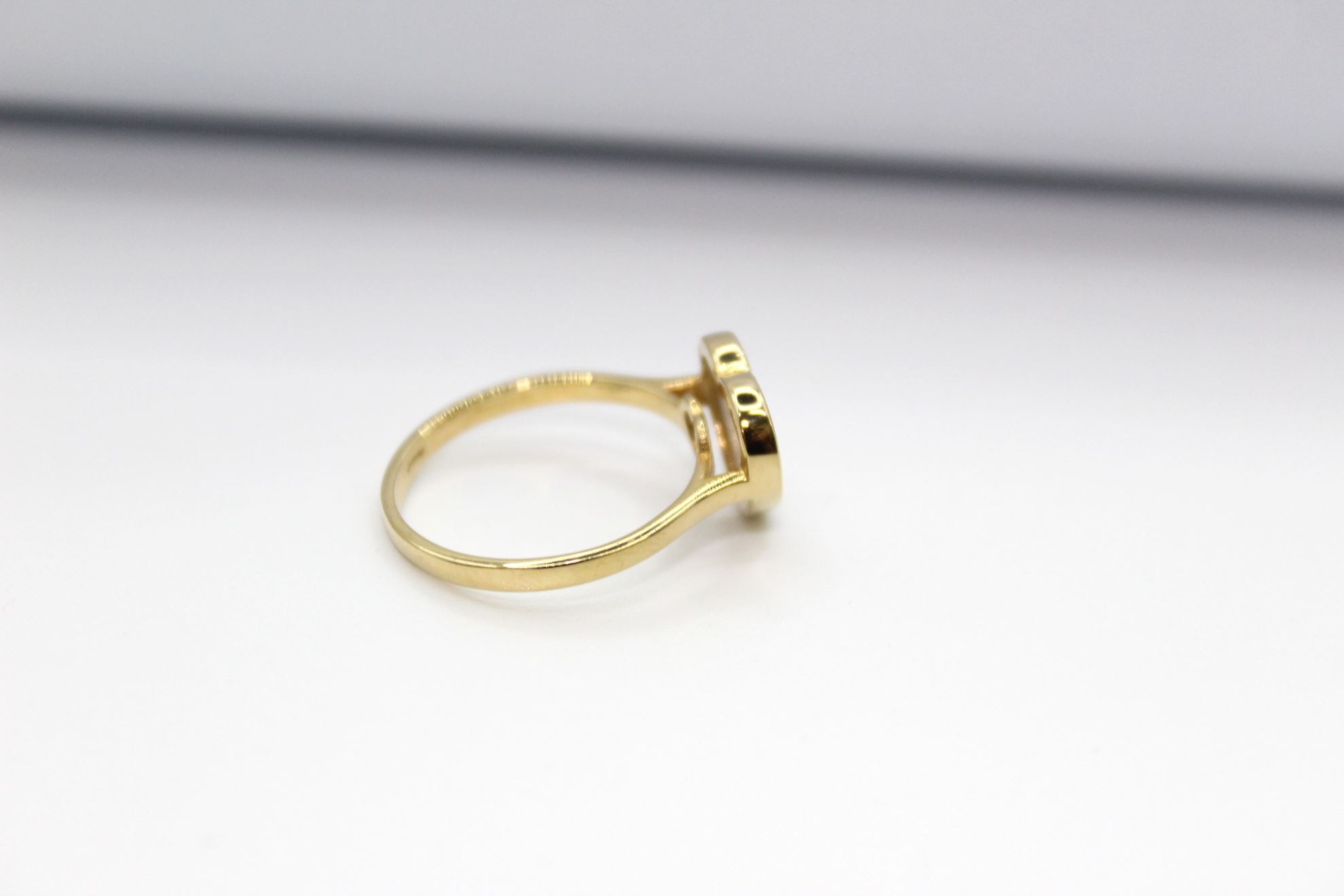 Immagine di Anello Cuore da Donna in Oro Giallo e Madreperla