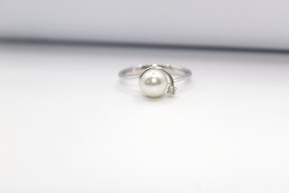 Immagine di Anello Perla da Donna in Oro Bianco con Diamante