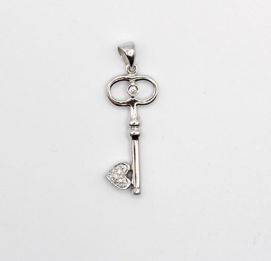 Immagine di Ciondolo Chiave per Collana in Oro Bianco e Diamanti