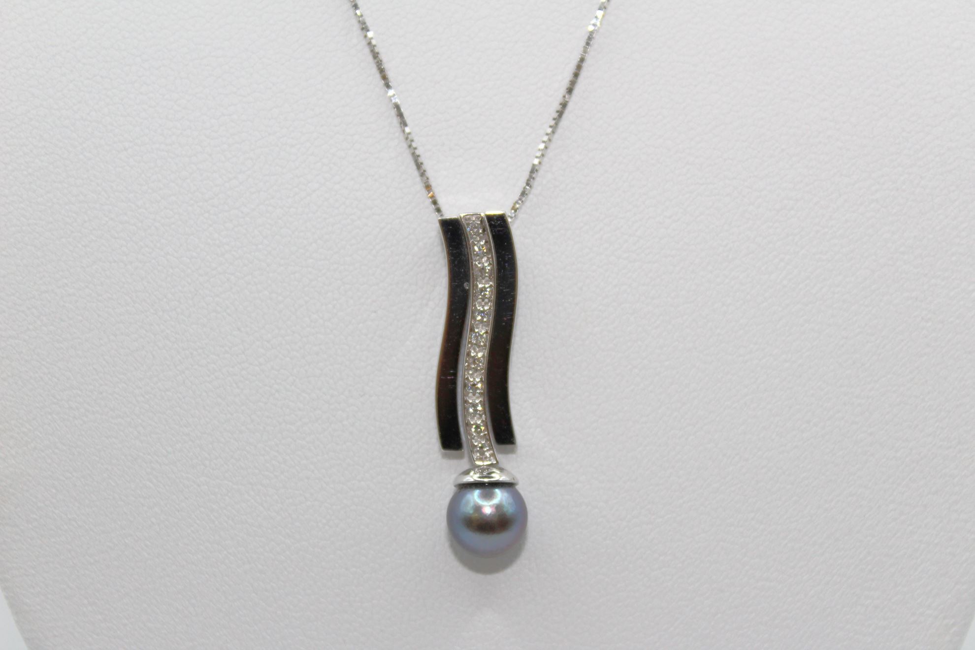 Immagine di Collana Perla da Donna in Oro Bianco e Diamanti