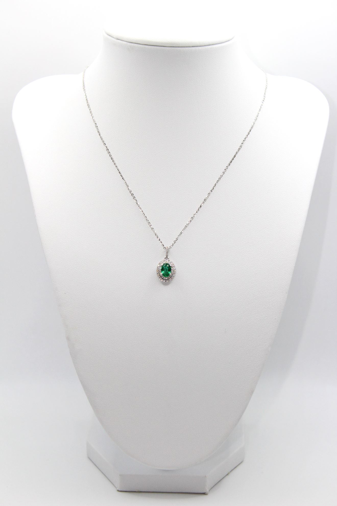 Immagine di Collana da Donna in Oro Bianco con Smeraldo e Diamanti