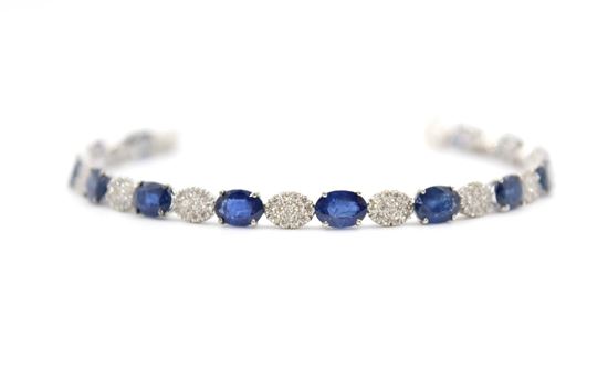 Immagine di Bracciale in Oro Bianco con Zaffiri e Diamanti
